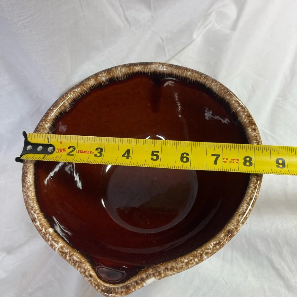 Vintage Hull Pottery Mixing Bowl 8” Lip Batter Bowl